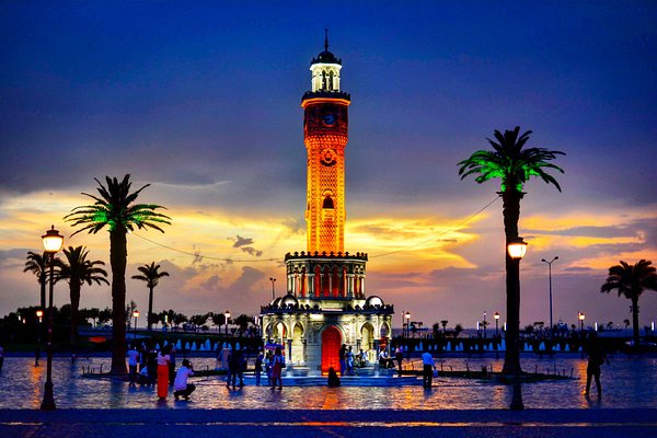 İzmir’de Yemek Kartı Geçen Marketler