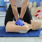 İlk Yardım Eğitici Eğitimi: Temel Bilgiler ve Önemi İlk yardım eğitici eğitimi (2)